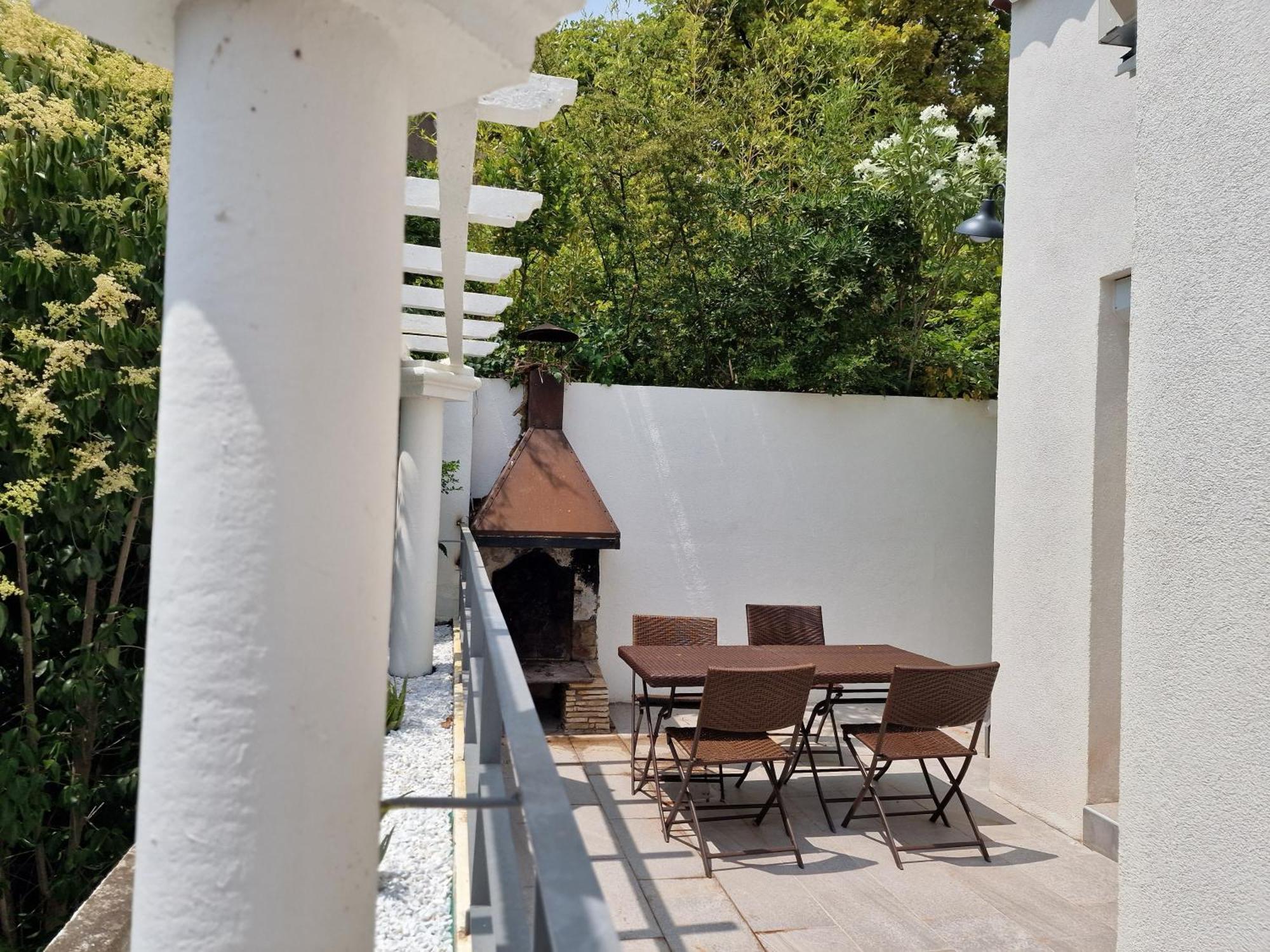 Maison Ping ,En Face Des Arenes Béziers Exterior foto