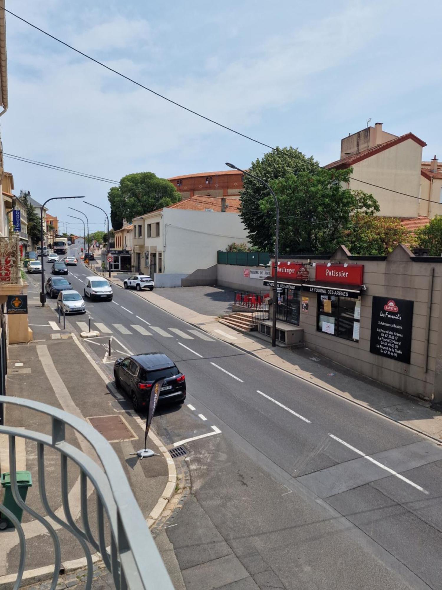 Maison Ping ,En Face Des Arenes Béziers Exterior foto
