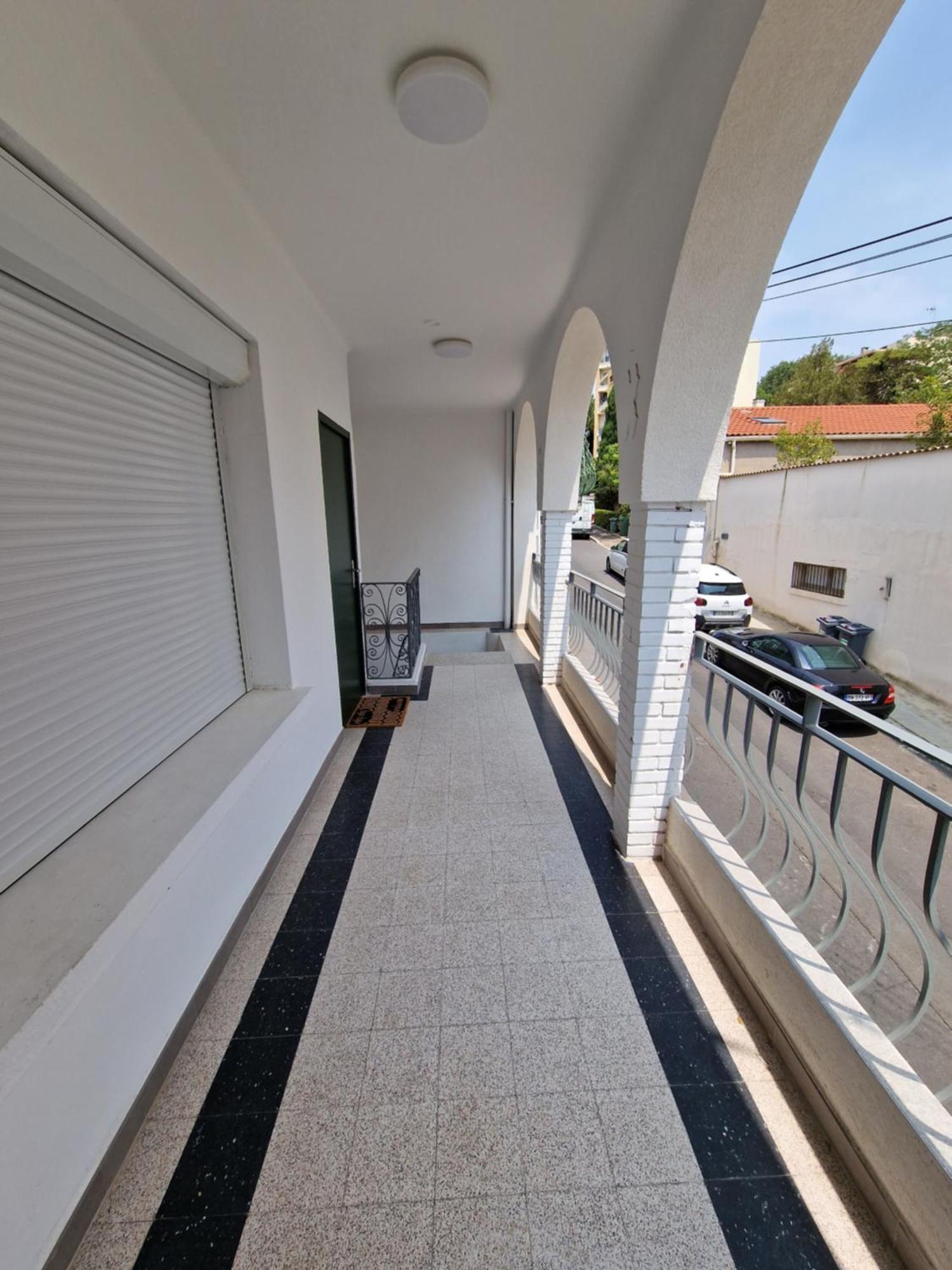 Maison Ping ,En Face Des Arenes Béziers Exterior foto